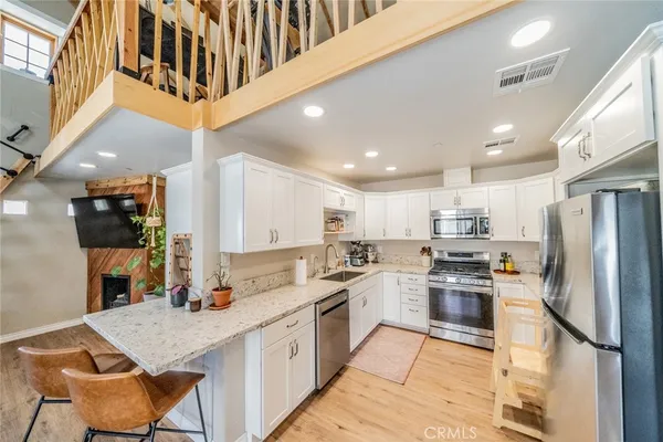 $310,000 | 10022 Silver Rock Road, Pinon Hills, CA 92372