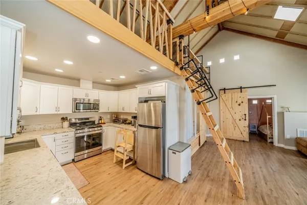 $310,000 | 10022 Silver Rock Road, Pinon Hills, CA 92372