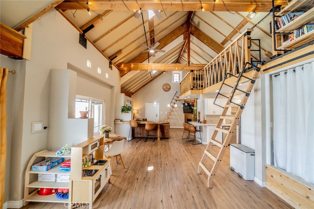 10022 Silver Rock Road Pinon Hills, CA 92372 - Photo 28 of 48