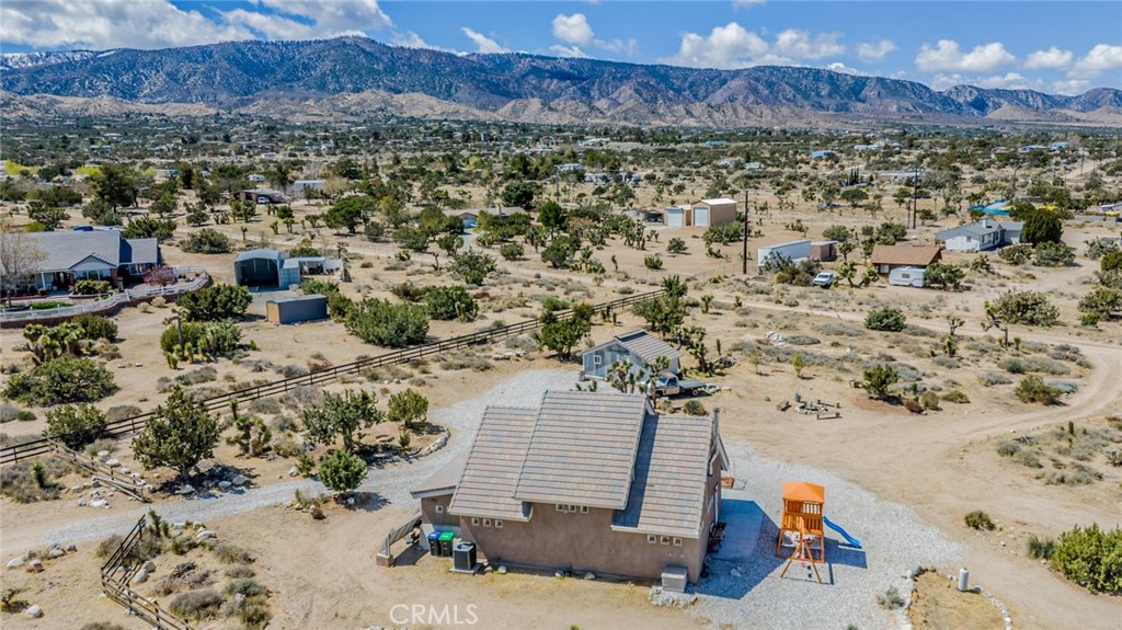 10022 Silver Rock Road Pinon Hills, CA 92372 - Photo 37 of 48