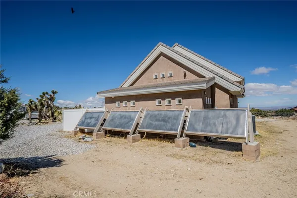 $310,000 | 10022 Silver Rock Road, Pinon Hills, CA 92372