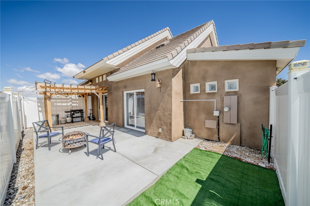 10022 Silver Rock Road Pinon Hills, CA 92372 - Photo 7 of 48