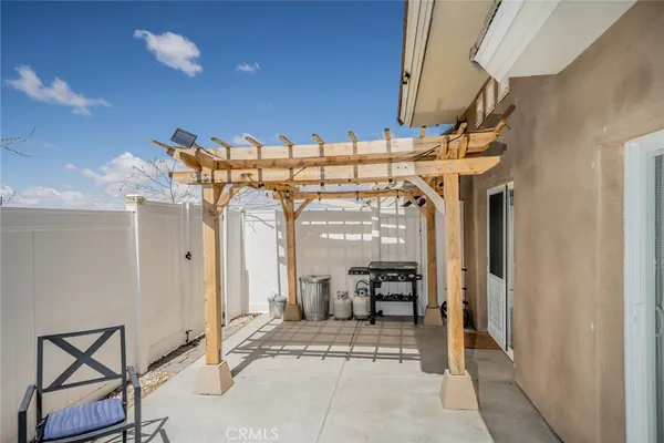 $310,000 | 10022 Silver Rock Road, Pinon Hills, CA 92372