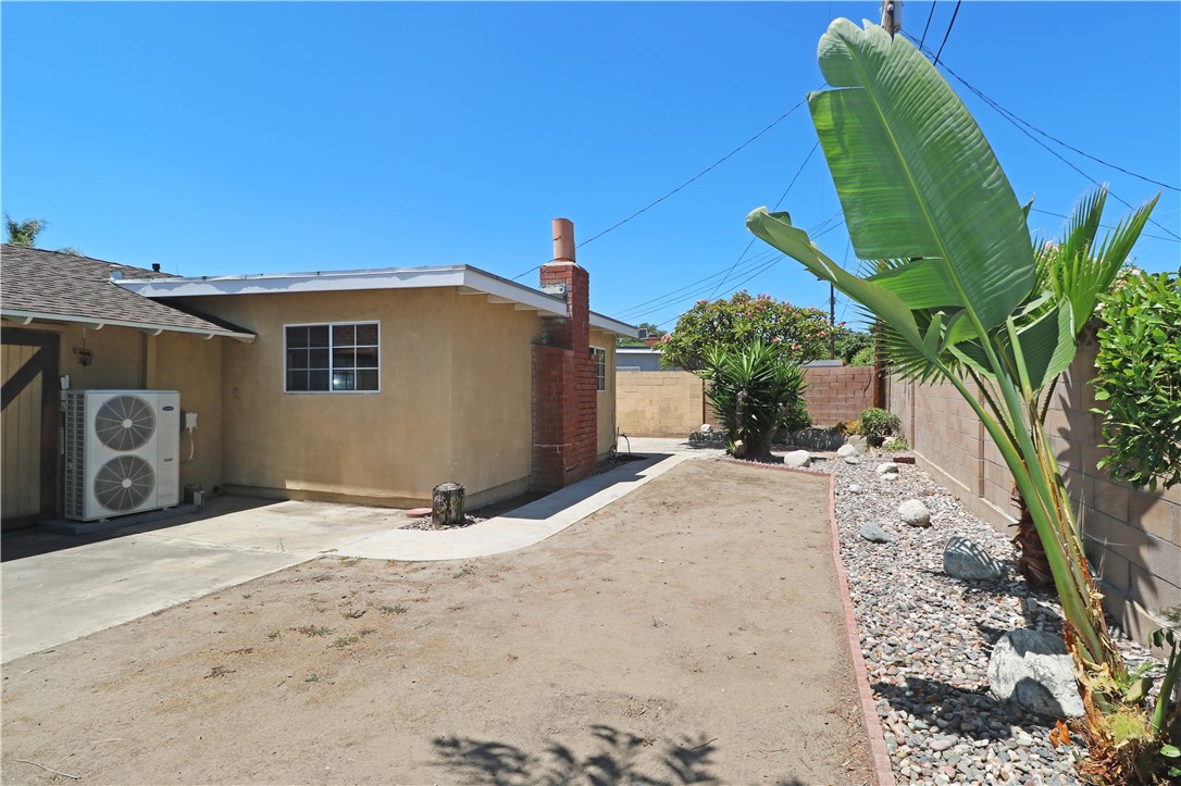 721 North Milford Road Orange, CA 92867 - Photo 29 of 38