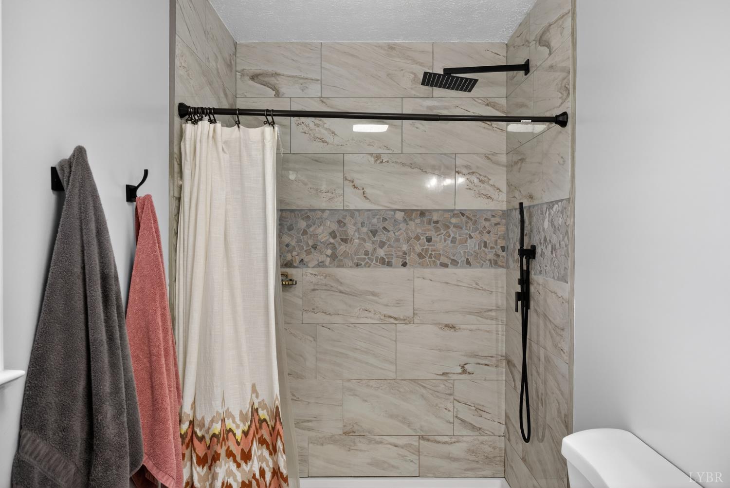 1002 Homeplace Road Rustburg, VA 24588 - Photo 27 of 49