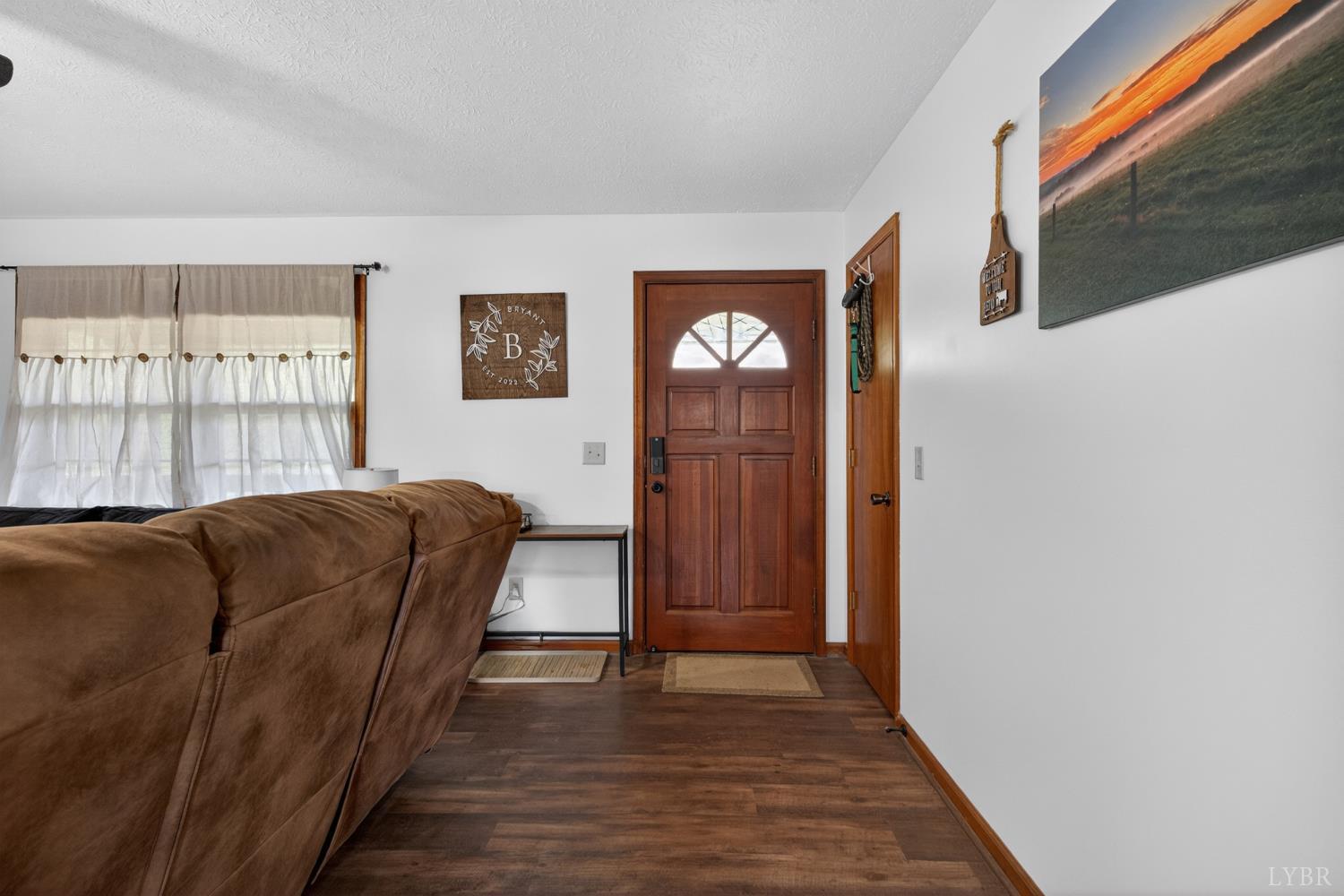 1002 Homeplace Road Rustburg, VA 24588 - Photo 5 of 49