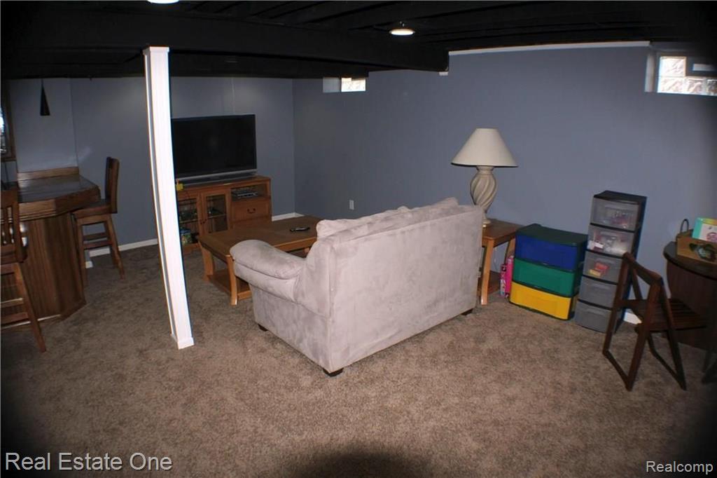 511 Whitney Drive Rochester Hills, MI 48307 - Photo 21 of 25