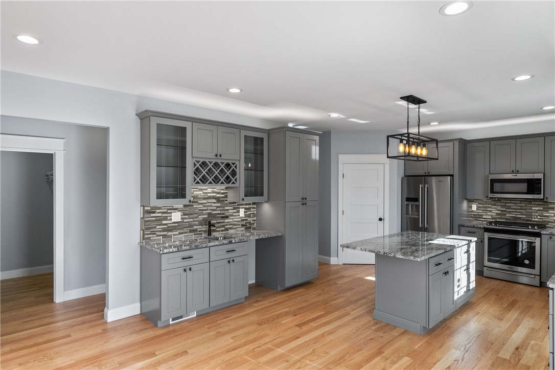 1285 Pippin Orchard Road Cranston, RI 02921 - Photo 10 of 45