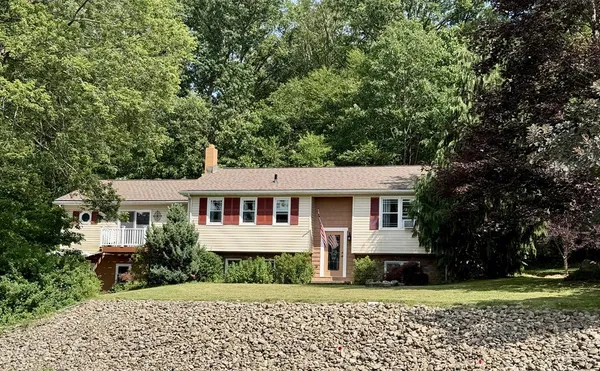 $349,900 | 116 Hollmarc Boulevard, Franklin, PA 16323
