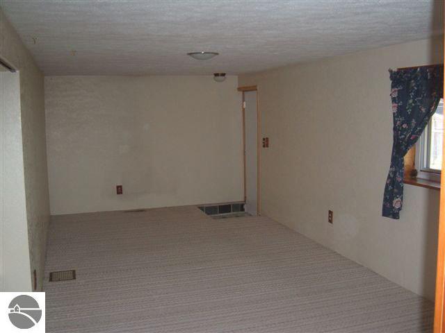 3306 Shady Shores Road Lupton, MI 48635 - Photo 23 of 25 1756265-22.JPG