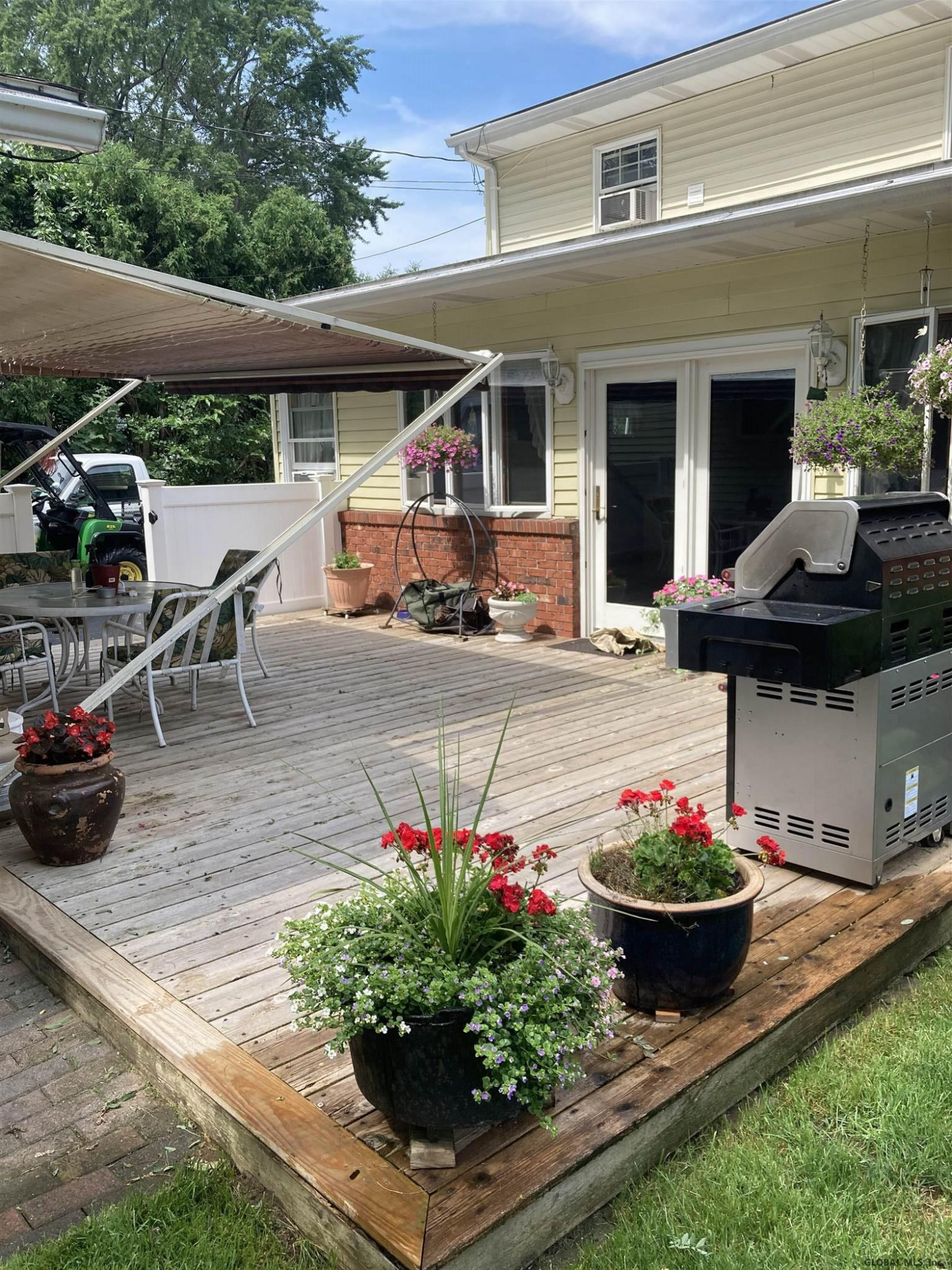 1073 Roberta Road Rotterdam, NY 12303 - Photo 18 of 32 Photo 18
