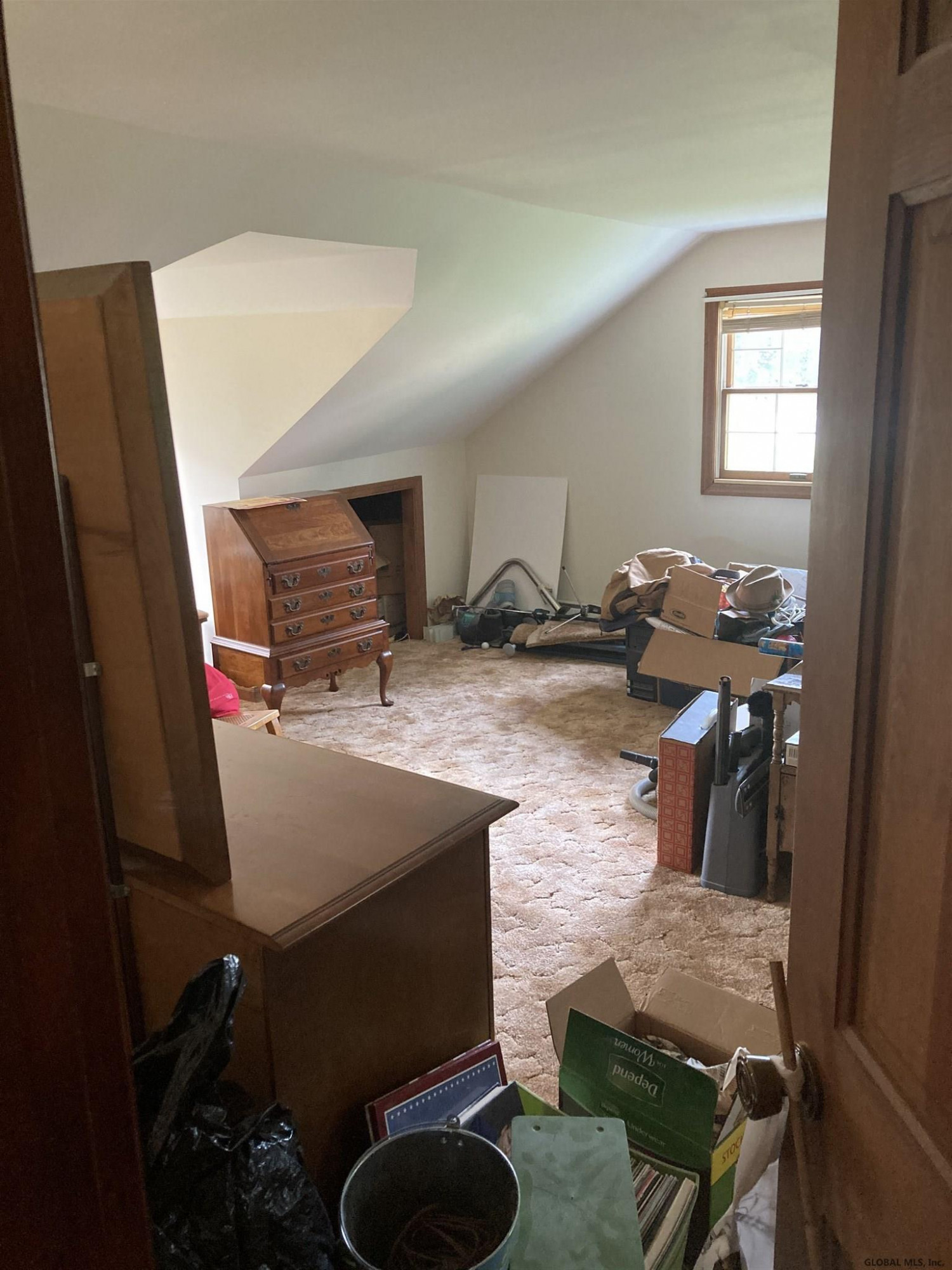 1073 Roberta Road Rotterdam, NY 12303 - Photo 31 of 32 Photo 31