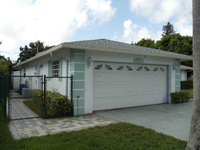 1112 Seagrape Road Lantana, FL 33462 - Photo 3 of 22