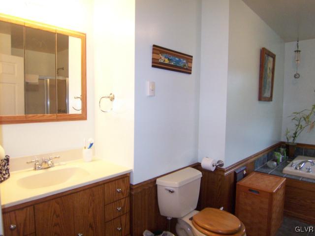 6938 Gun Club Road Coopersburg, PA 18036 - Photo 37 of 41 Gallery Image 37