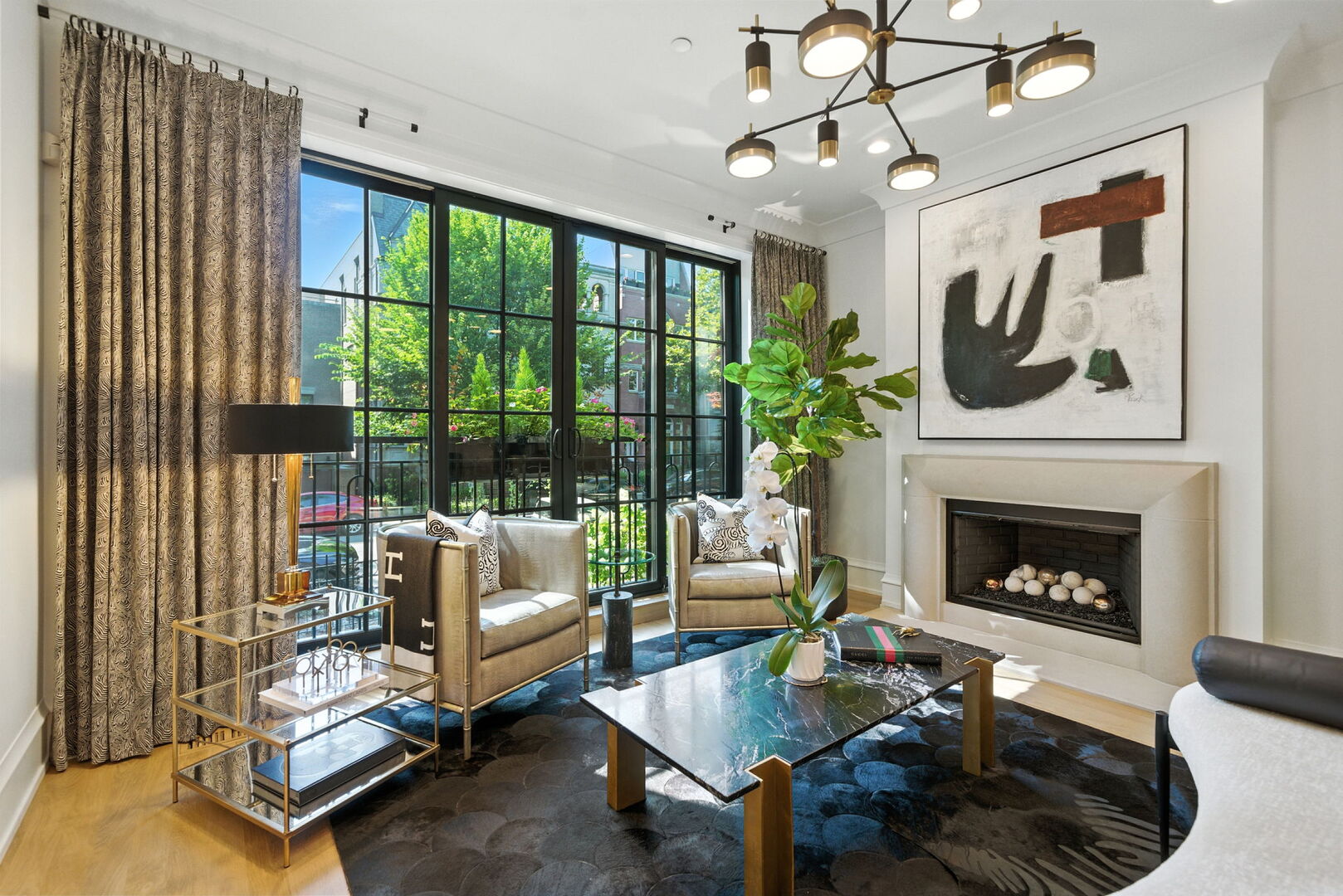 1733 North Mohawk Street, Unit 1N Chicago, IL 60614 - Photo 3 of 29 a living room with furniture and a fireplace