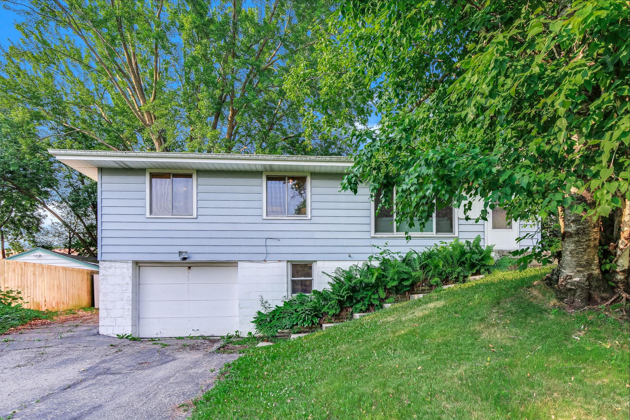 6481 Rath Drive St. Paul, MN 55125 - Photo 1 of 30