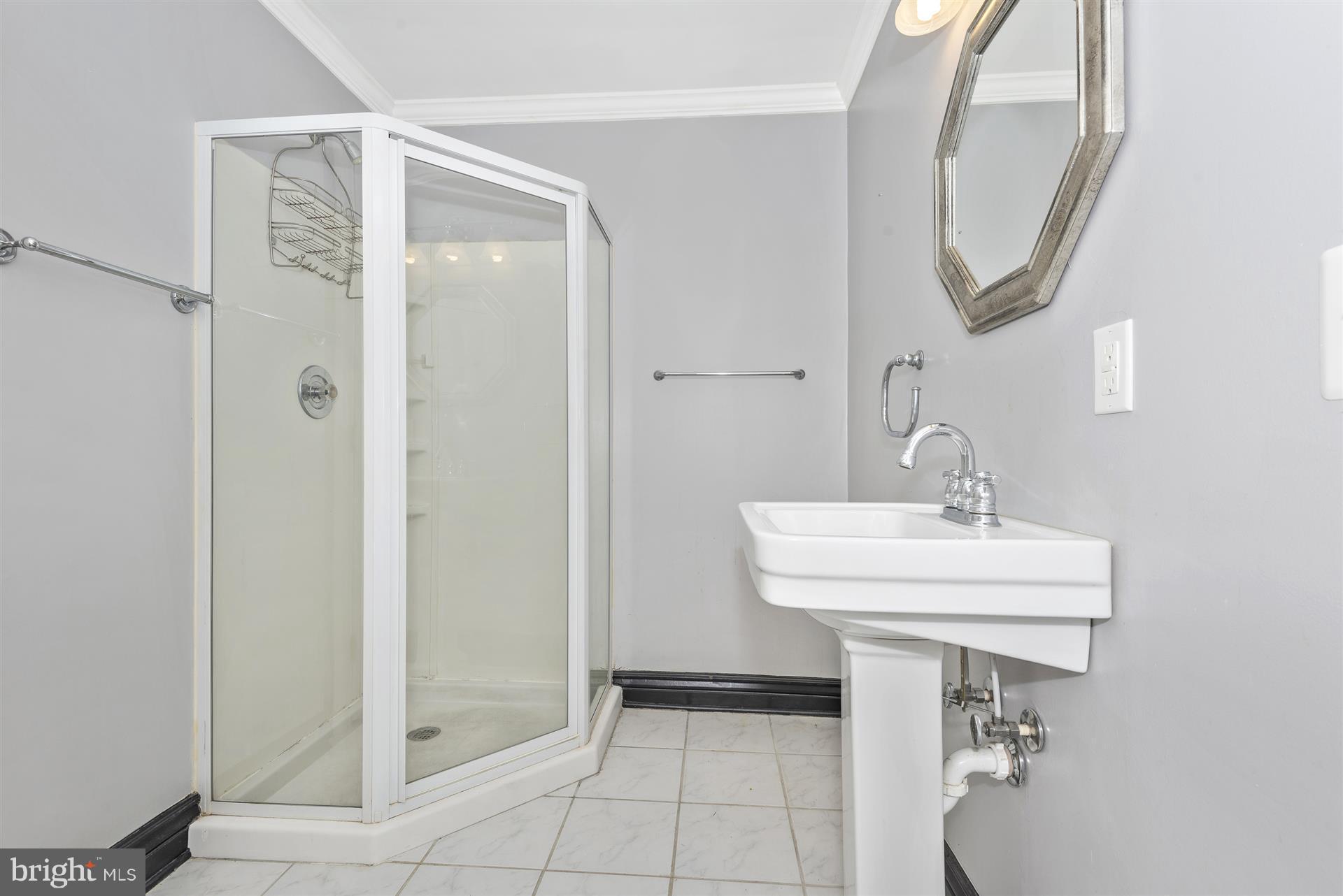 1735 Emory Street Frederick, MD 21701 - Photo 30 of 30 Bath