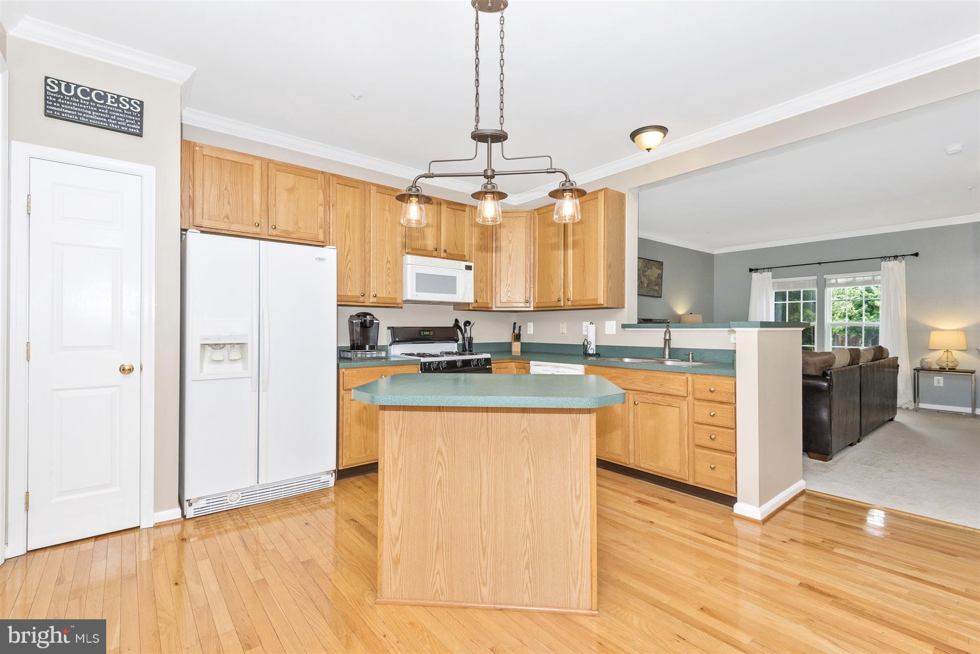 1735 Emory Street Frederick, MD 21701 - Photo 6 of 30 Kitchen