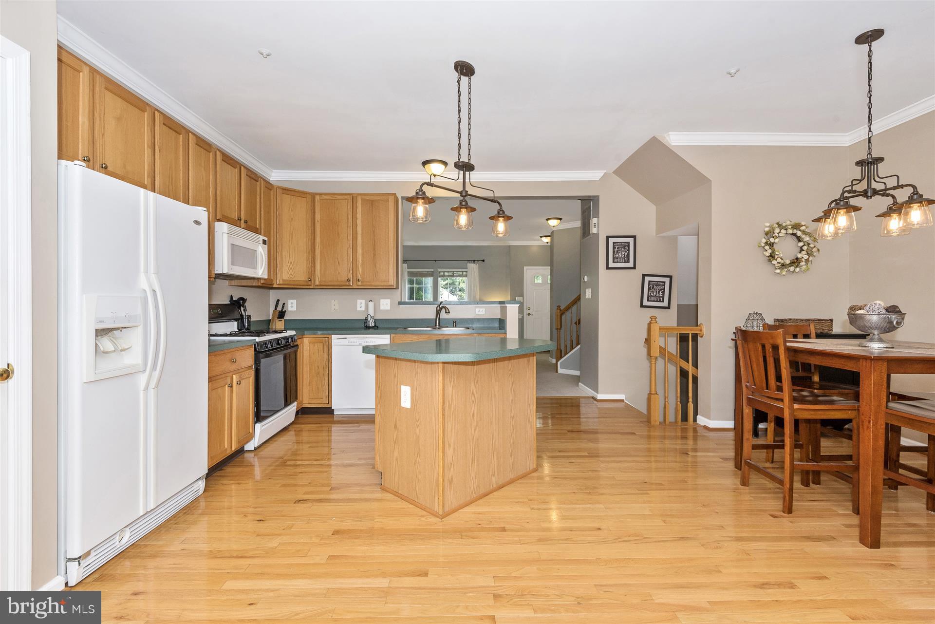 1735 Emory Street Frederick, MD 21701 - Photo 8 of 30 Kitchen