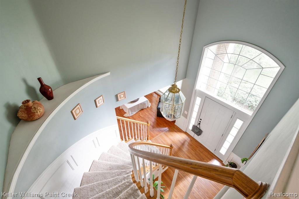 1704 Devonwood Drive Rochester Hills, MI 48306 - Photo 4 of 38