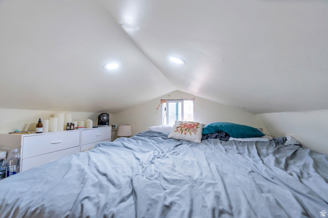 137 East Canyon Hollow Road, Unit 137 Fairview, UT 84629 - Photo 19 of 25 Bedroom with vaulted ceiling