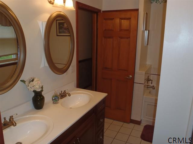 6 Wing Road Clifton Park, NY 12148 - Photo 9 of 15 Photo 9