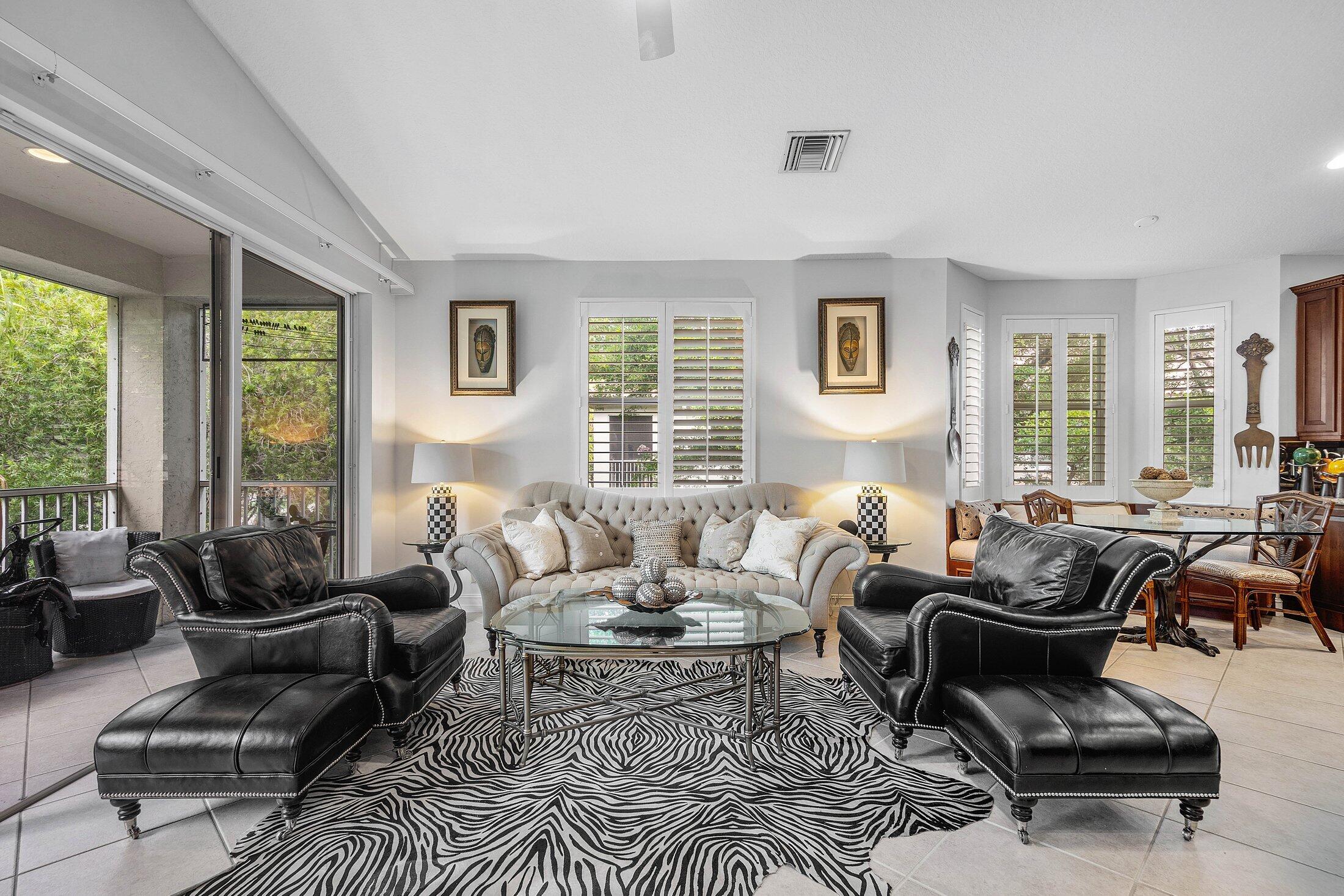 6184 Island Bend, Unit D Boca Raton, FL 33496 - Photo 13 of 54 Family room