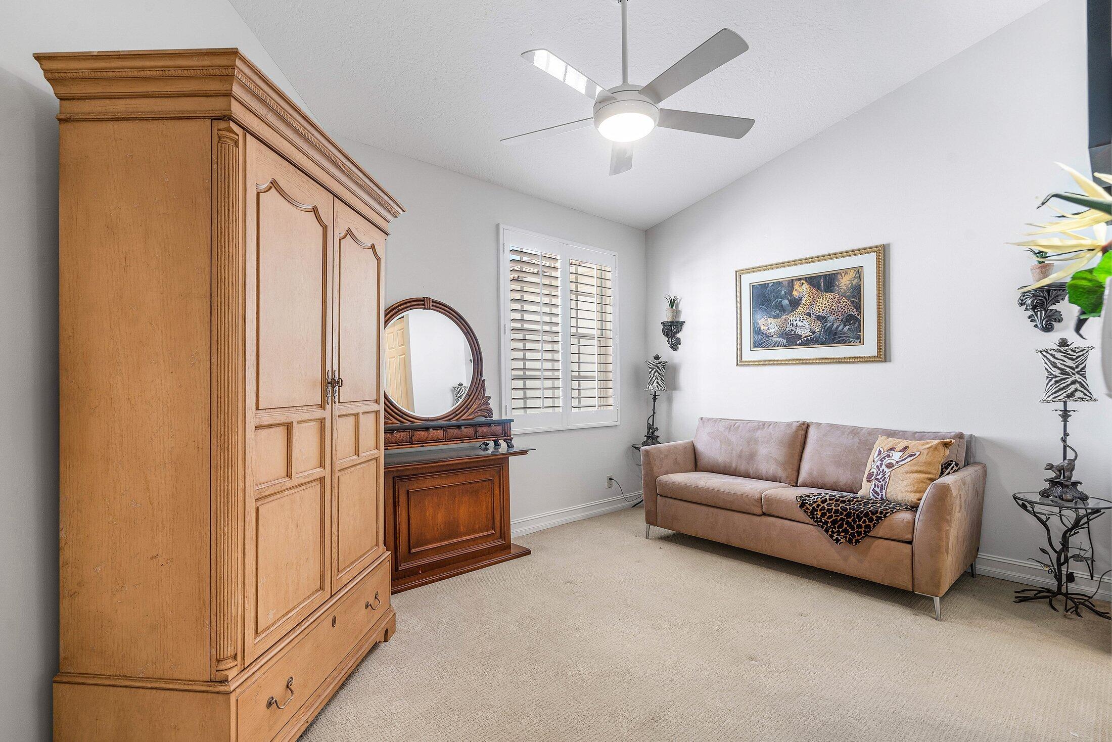 6184 Island Bend, Unit D Boca Raton, FL 33496 - Photo 25 of 54 3rd Bedroom