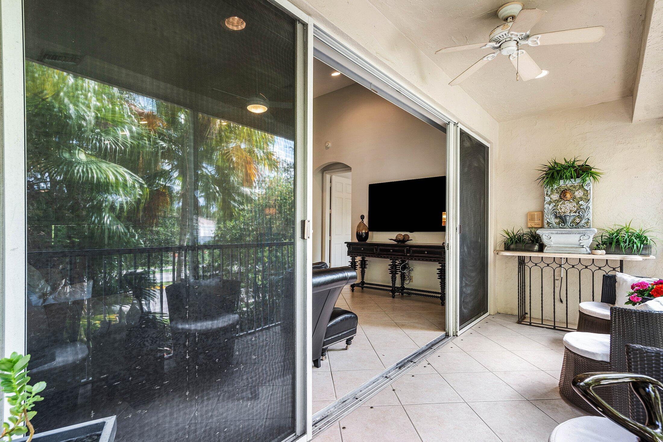 6184 Island Bend, Unit D Boca Raton, FL 33496 - Photo 29 of 54 Screen Patio