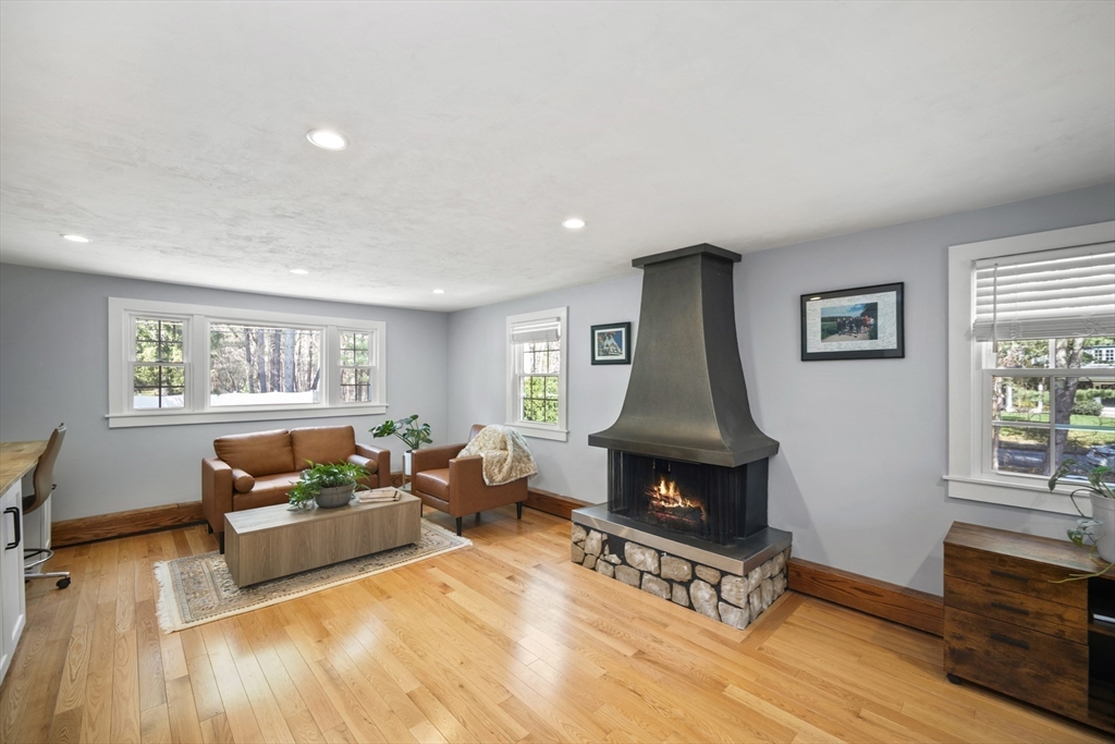 138 Fairbank Road Sudbury, MA 01776 - Photo 9 of 40