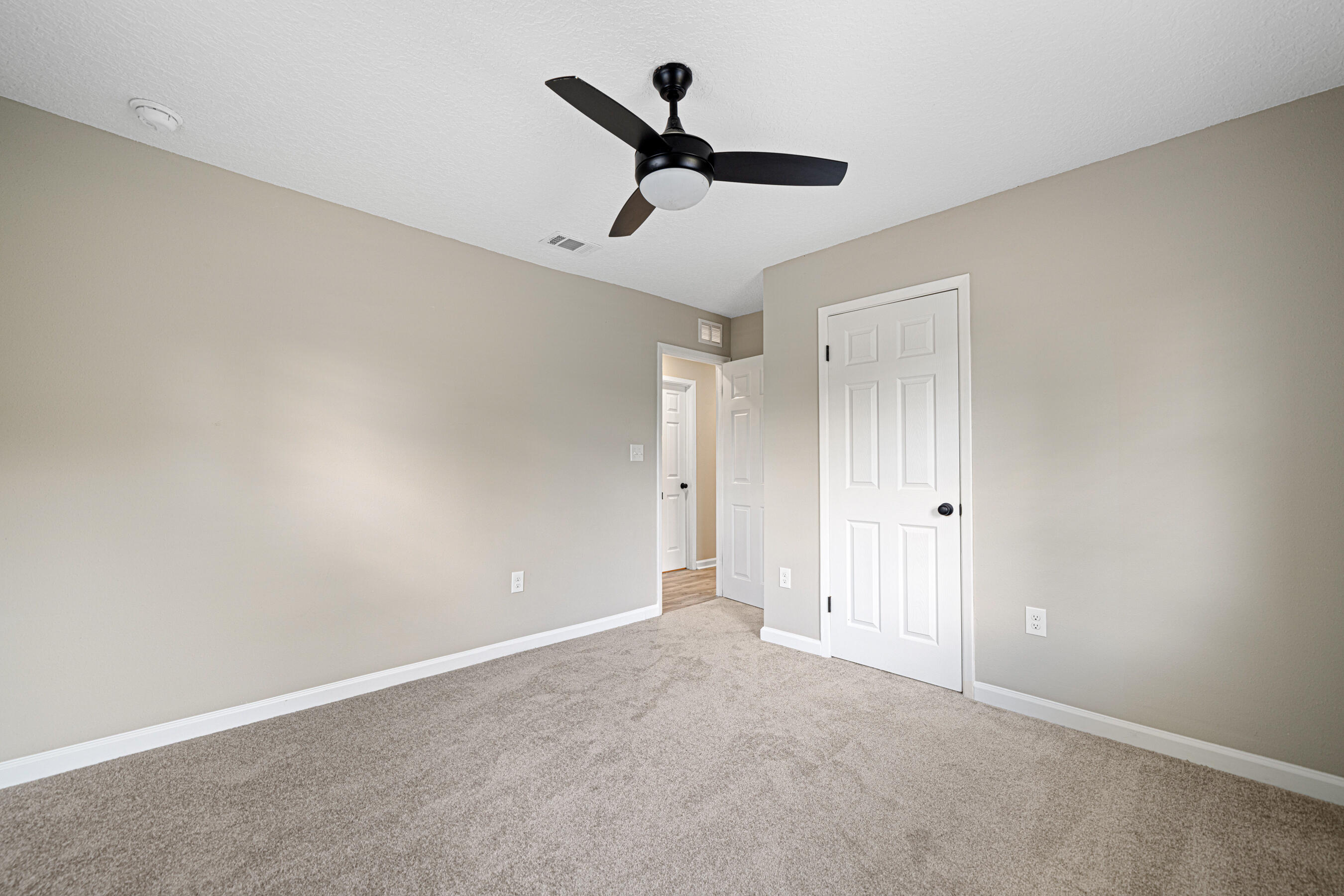 207 Oglesby Avenue Crestview, FL 32536 - Photo 20 of 30 a view of an empty room