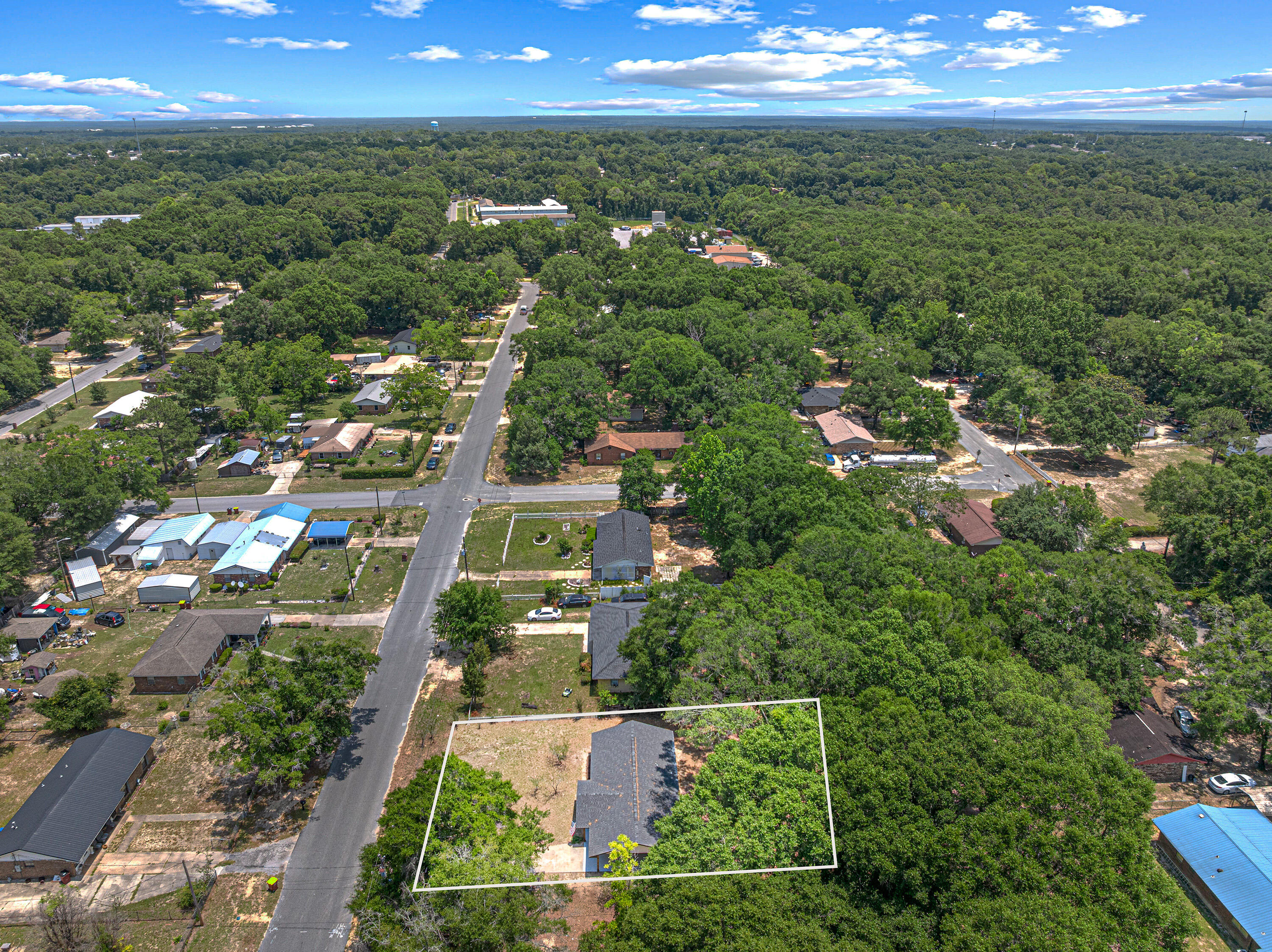 207 Oglesby Avenue Crestview, FL 32536 - Photo 23 of 30