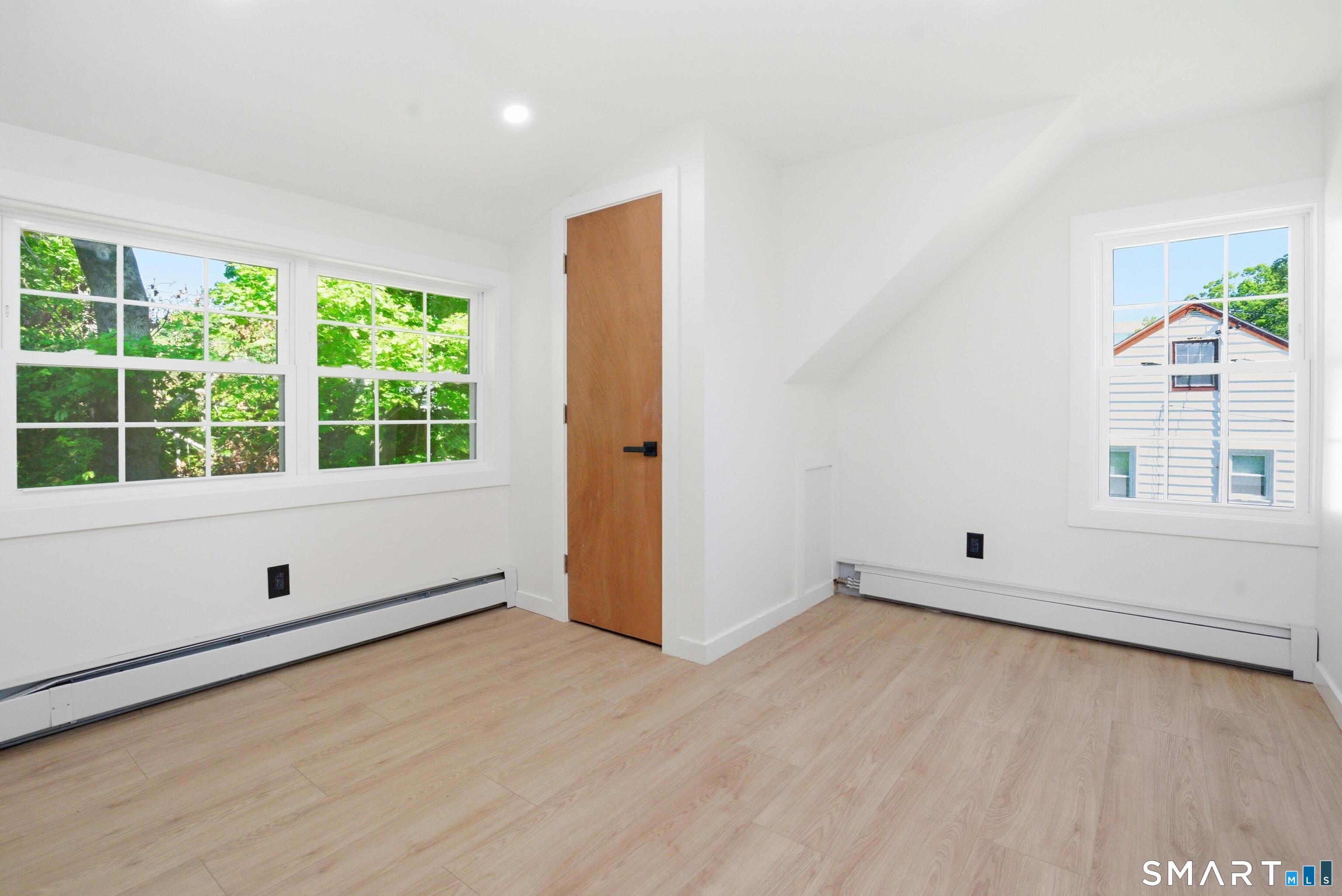 1646 Jennings Road Fairfield, CT 06824 - Photo 30 of 40