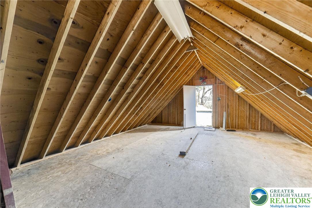 455 Morvale Road Easton, PA 18042 - Photo 31 of 47 a view of an empty room