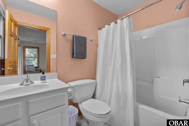 $1,349,000 | 134 Four Seasons Lane, Duck, NC 27949