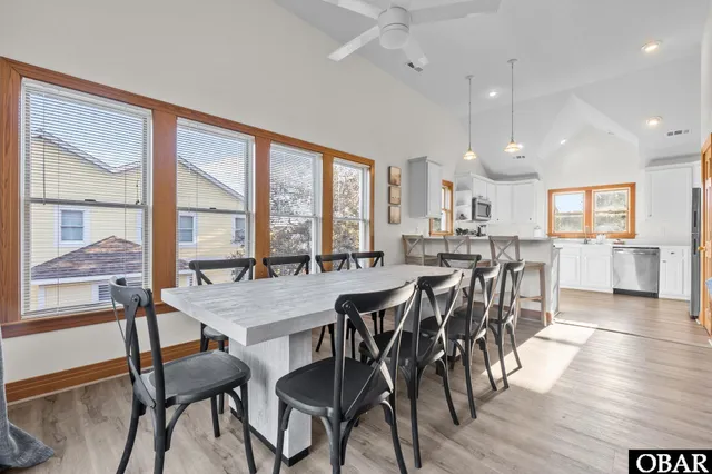 $1,349,000 | 134 Four Seasons Lane, Duck, NC 27949