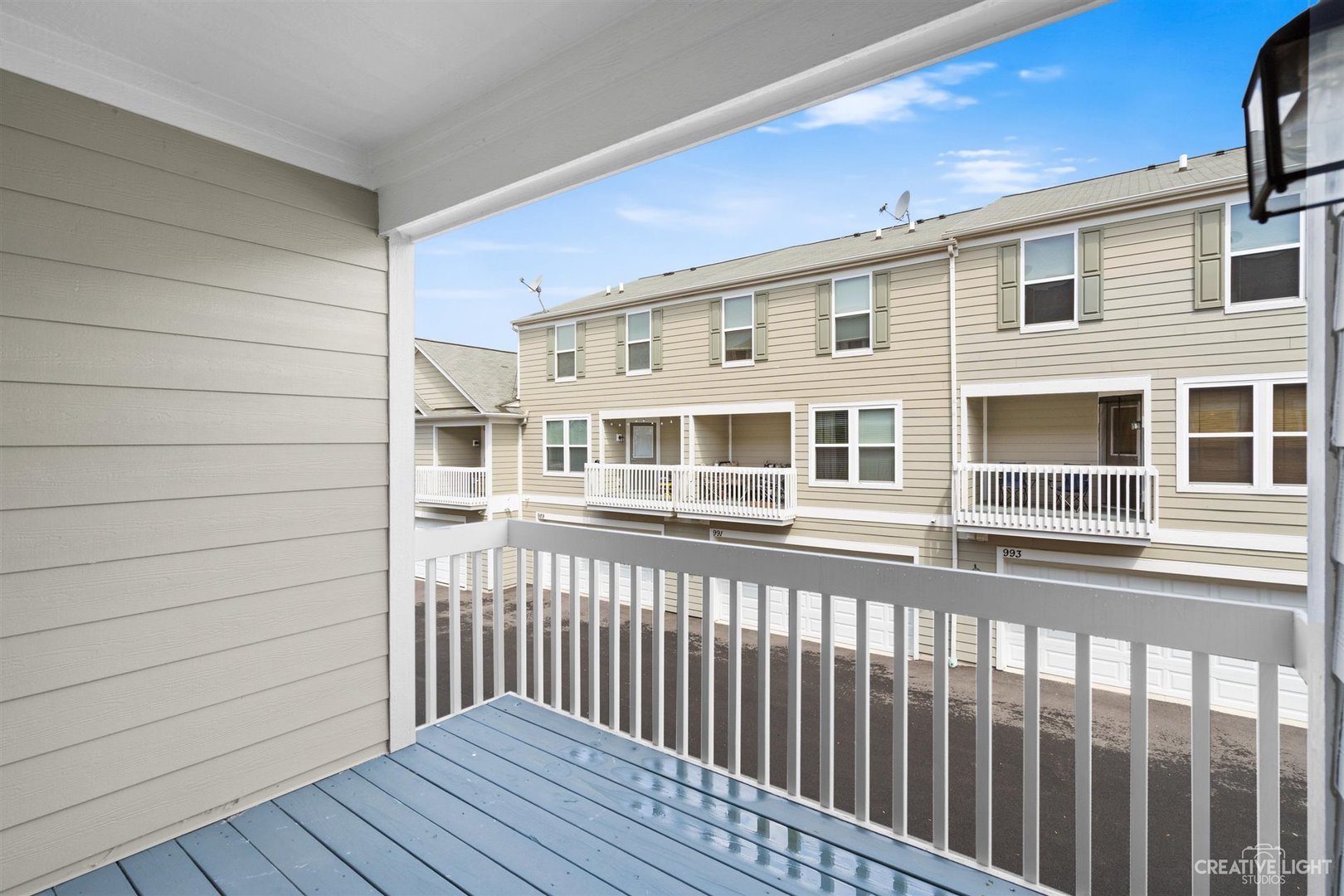 1005 Crane Point Elgin, IL 60124 - Photo 15 of 18 a front view of a house with a porch