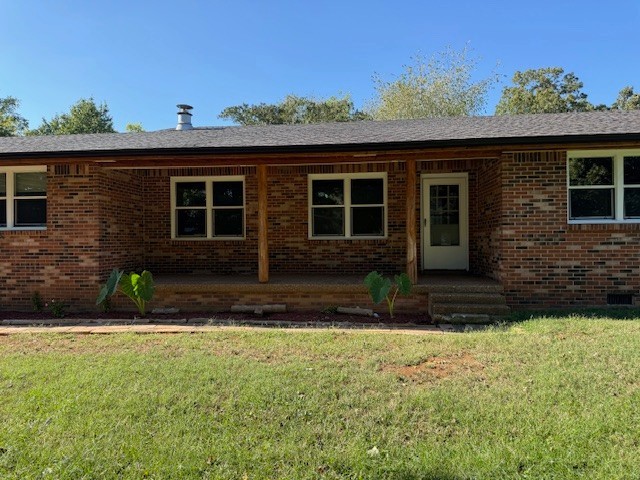 2000 Fairview Boulevard Fairview, TN 37062 - Photo 3 of 35 front view of a house with a yard