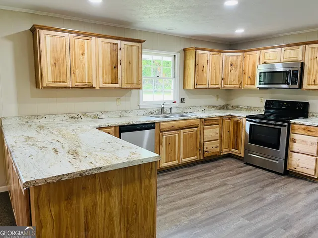 $1,850 | 341 Sanders-Davis Road, Newnan, GA 30263