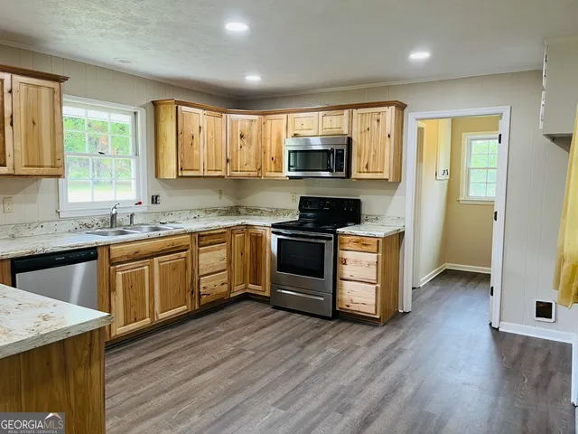 $1,850 | 341 Sanders-Davis Road, Newnan, GA 30263