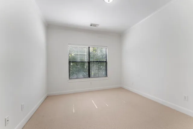 $785,000 | 14 Riva Row, The Woodlands, TX 77380