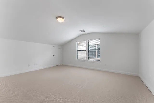 $785,000 | 14 Riva Row, The Woodlands, TX 77380