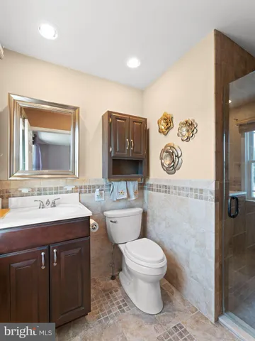 $540,000 | 423 Sir Galahad Drive, Brookhaven, PA 19015