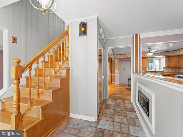 $540,000 | 423 Sir Galahad Drive, Brookhaven, PA 19015