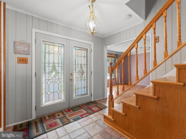 $540,000 | 423 Sir Galahad Drive, Brookhaven, PA 19015