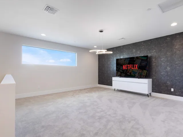 $18,500 | 9124 Coral Isles Circle, Palm Beach Gardens, FL 33412