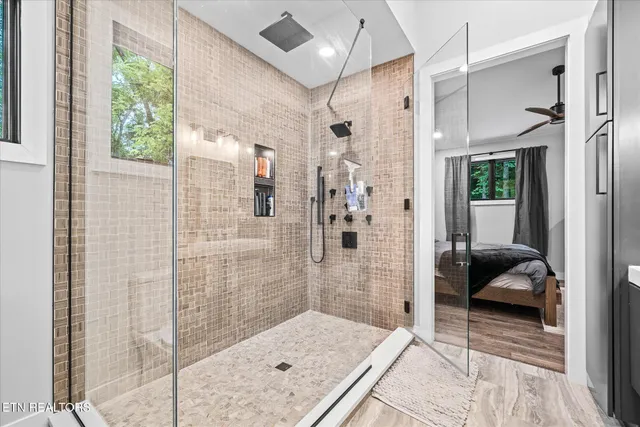 $950,000 | 204 Burntmill Ford Road, Byrdstown, TN 38549