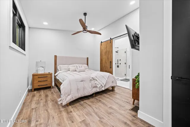 $950,000 | 204 Burntmill Ford Road, Byrdstown, TN 38549