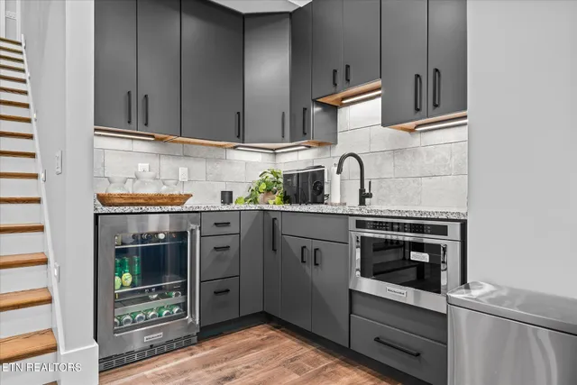 $950,000 | 204 Burntmill Ford Road, Byrdstown, TN 38549