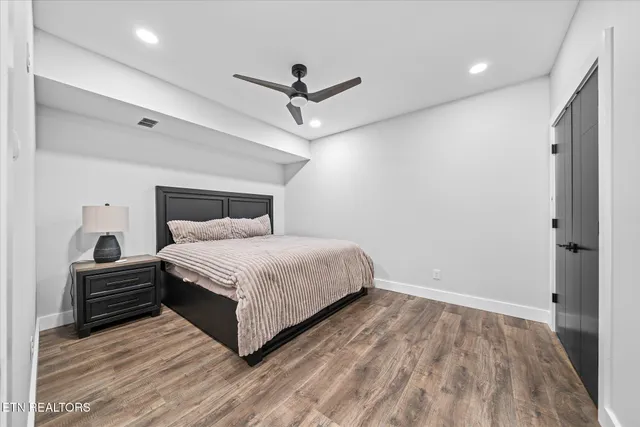 $950,000 | 204 Burntmill Ford Road, Byrdstown, TN 38549